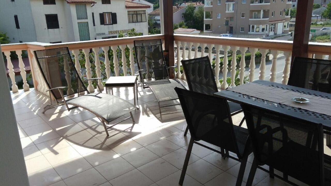 Apartment Summer 1 Pula Luaran gambar