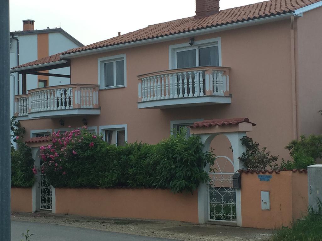 Apartment Summer 1 Pula Luaran gambar